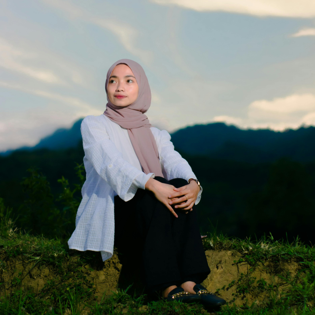 Embracing Modesty with Style: The Versatility of Abaya Dresses