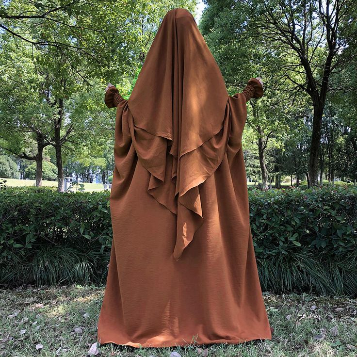How to Express Personal Style with an Abaya