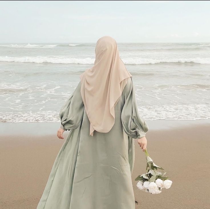 Embracing Modesty: Showcasing Style with VITABAYA Abayas for Any Occasion