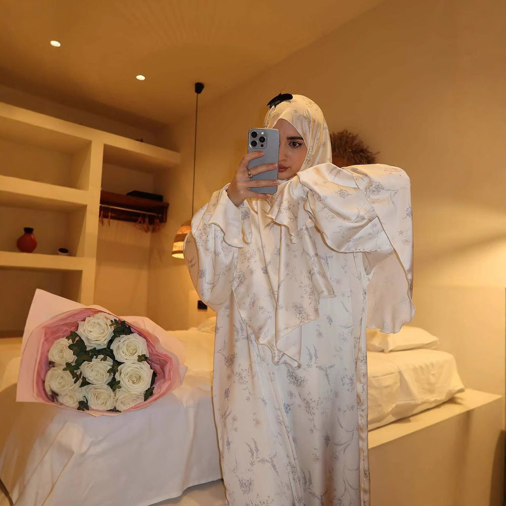 What to Wear Under Abaya (Complete Guide for Comfort & Style)