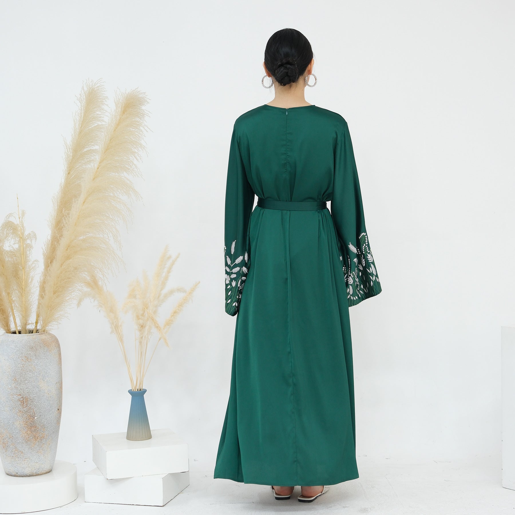 Embroidery Long Sleeved Dress Kaftan