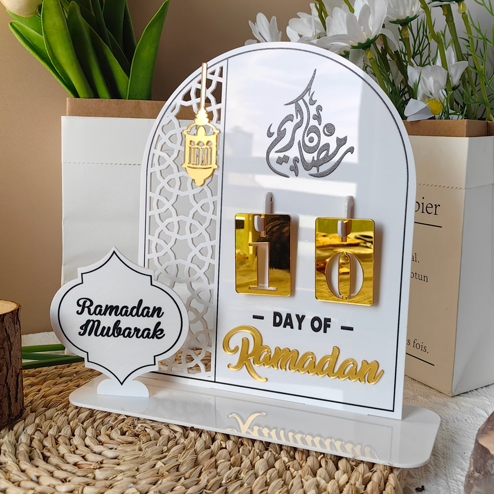 3D Golden Moon Ramadan Table Ornament White + Gold