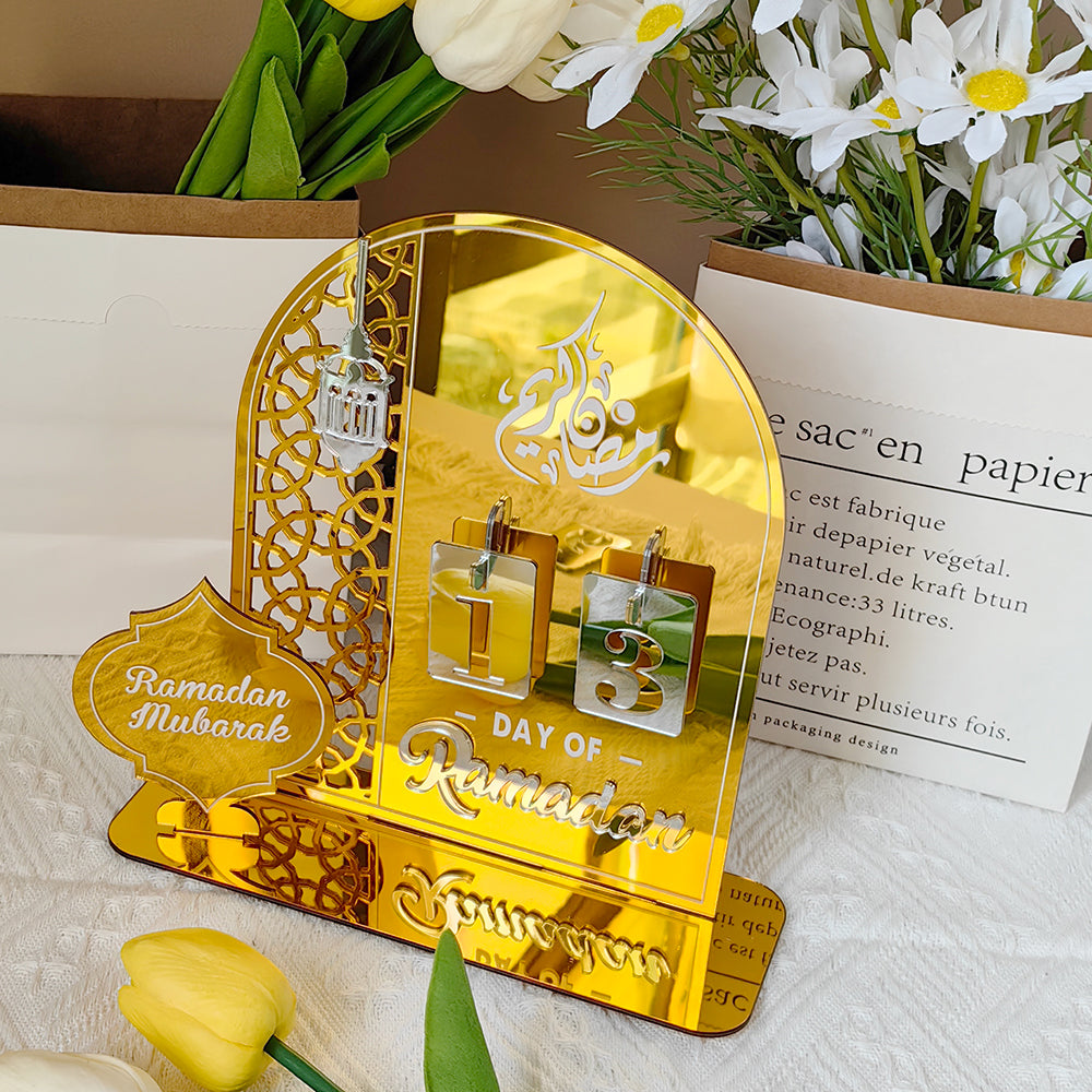 3D Golden Moon Ramadan Table Ornament Gold + Silver