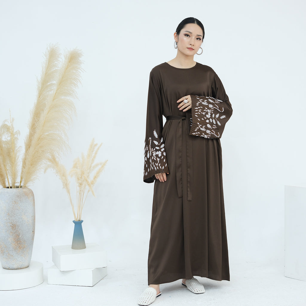Embroidery Long Sleeved Dress Kaftan