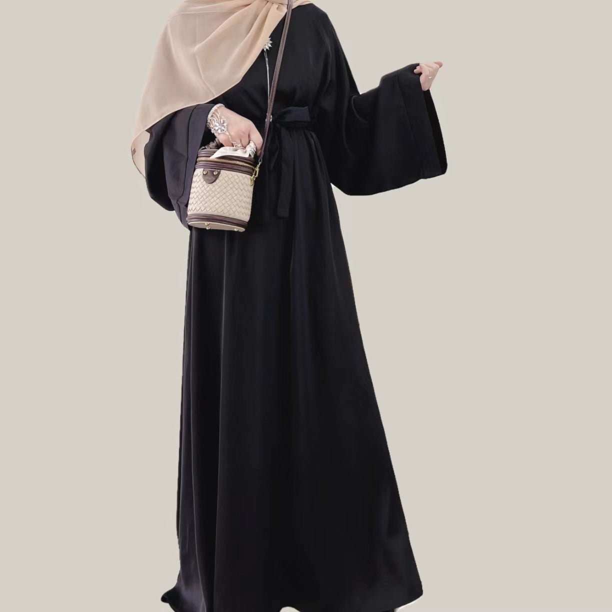 فستان أساسي متعدد الألوان متعدد الاستخدامات