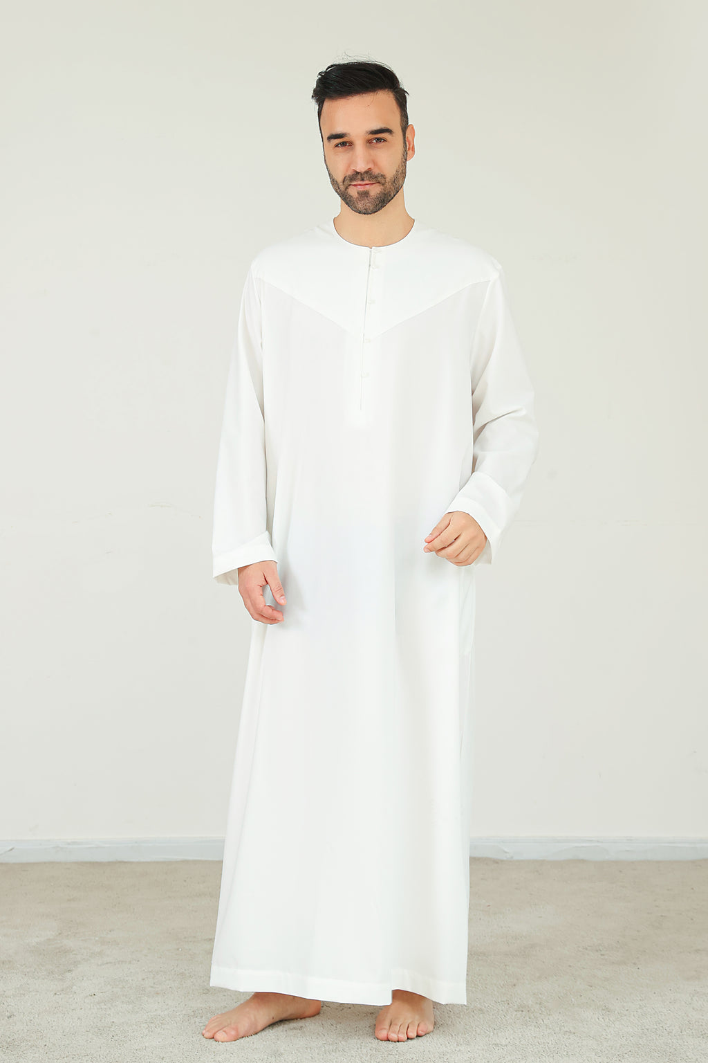 Elegant Traditional Muslim Robe