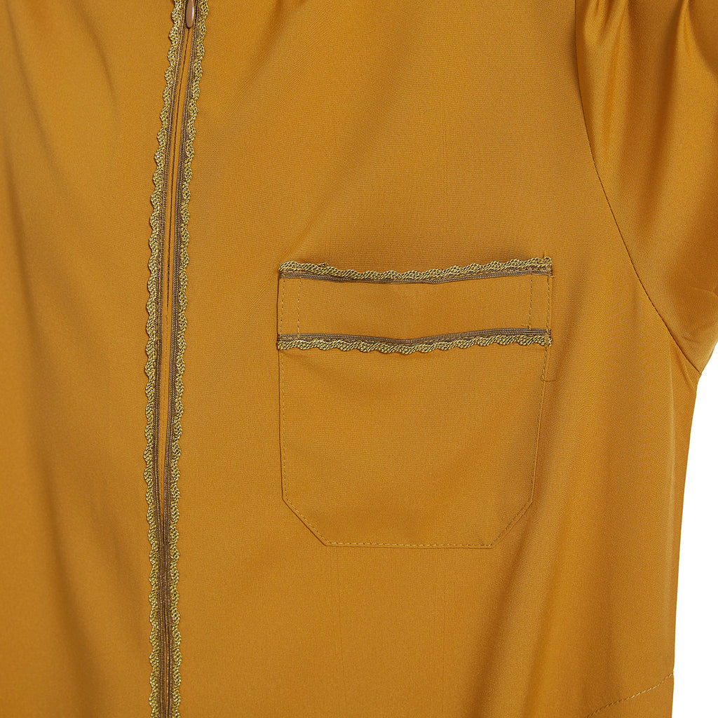 ثوب ذو ياقة قائمة مزينة