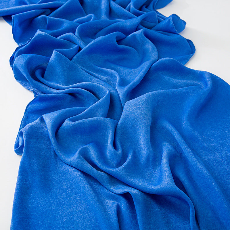 حجاب مخملي بلون واحد من سكاي فيلفيت