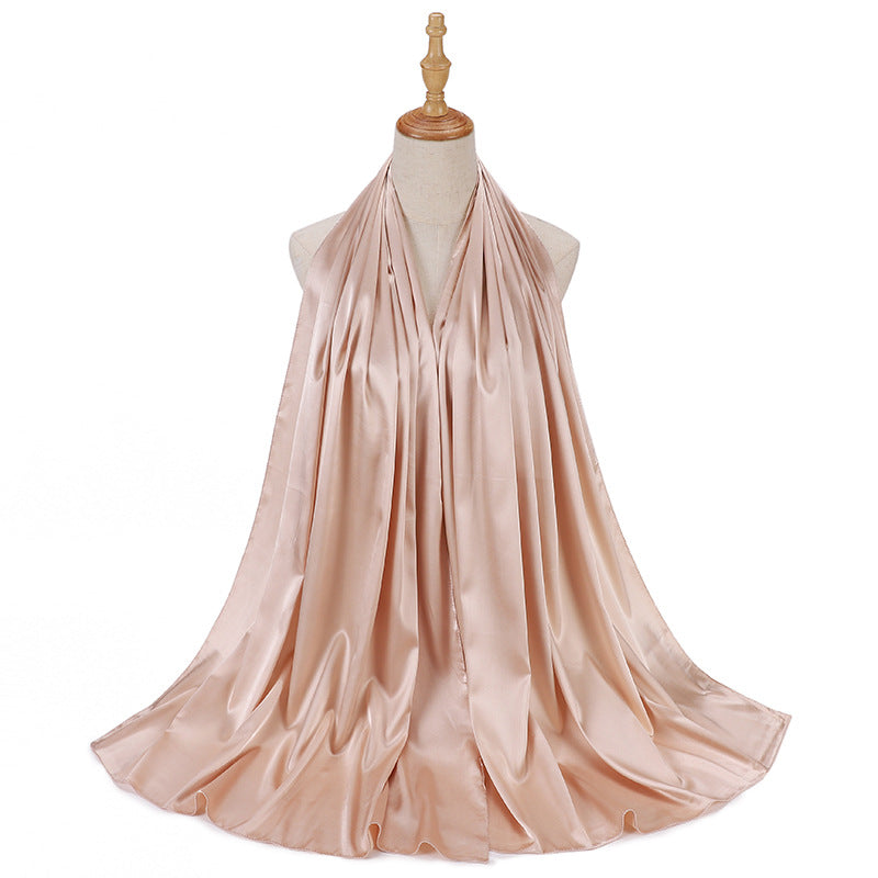 حجاب عصري بلون واحد 