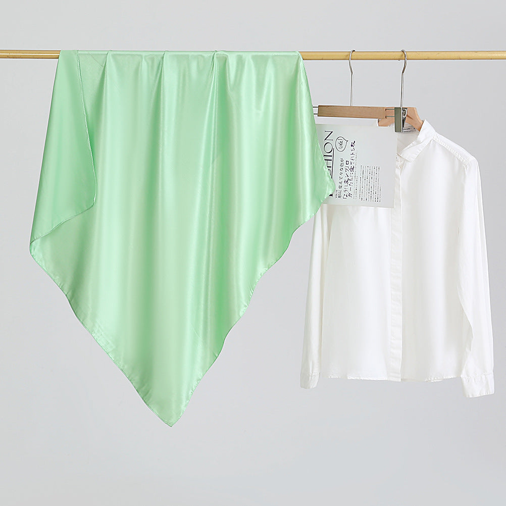 حجاب مربع من الحرير أحادي اللون 90 سم