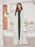 عبايات مطرزة بألوان سادة