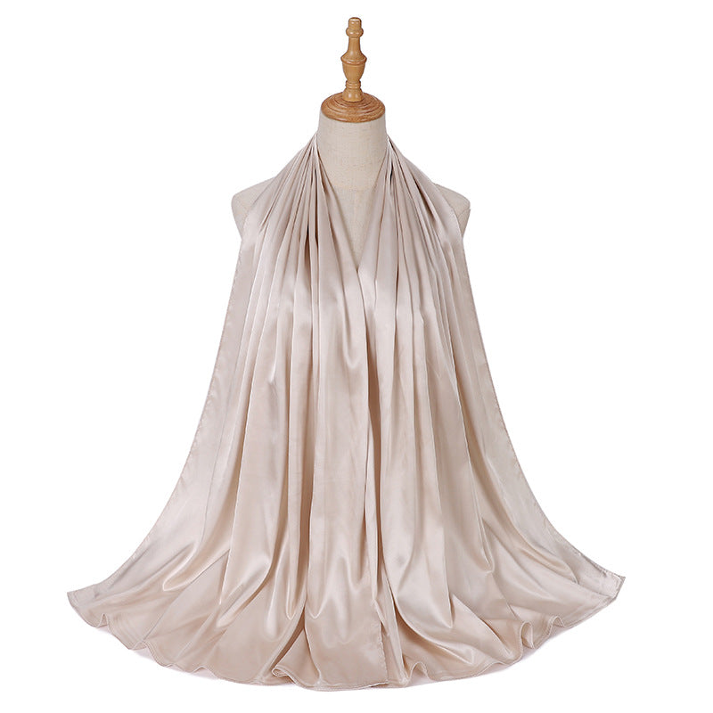 حجاب عصري بلون واحد 