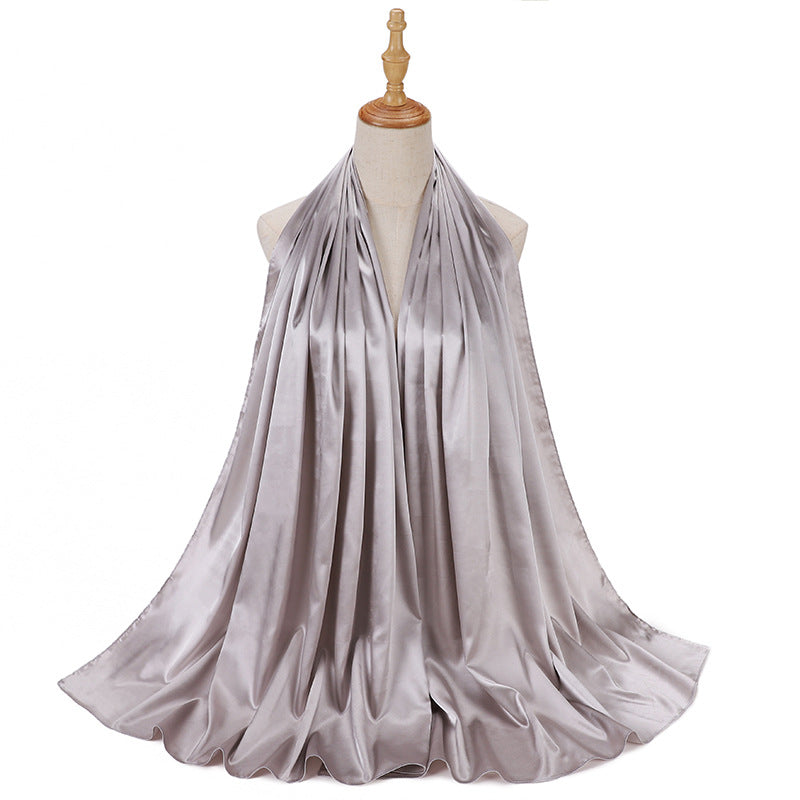 حجاب عصري بلون واحد 