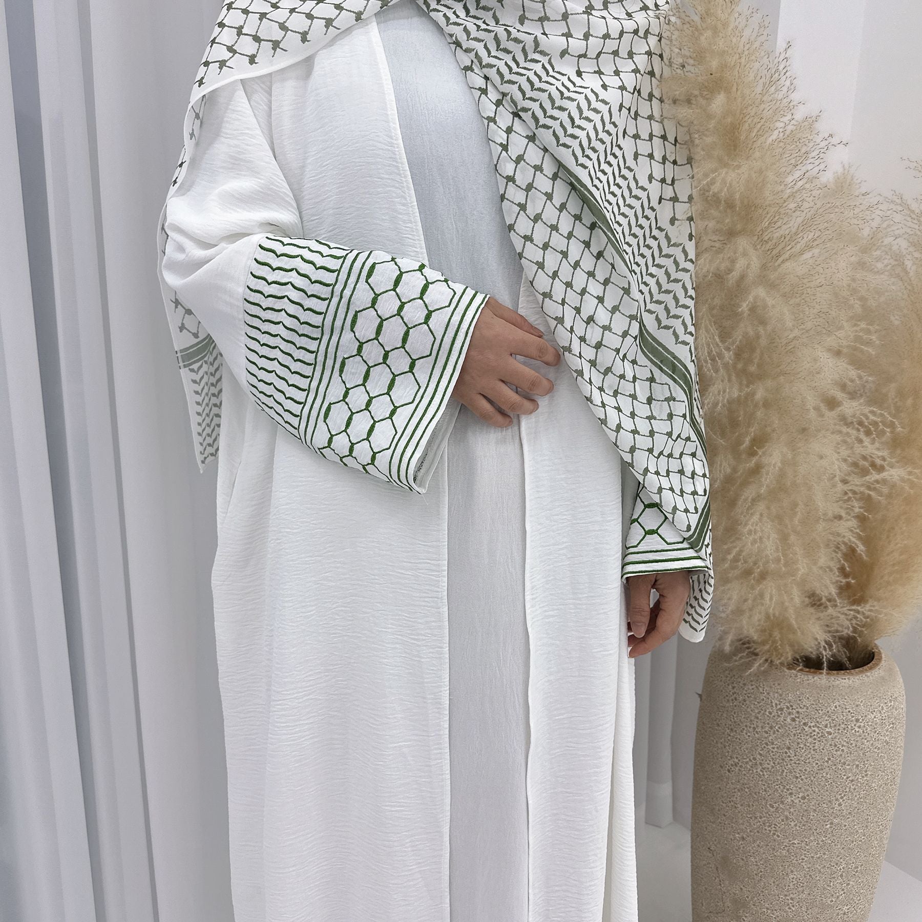 Exquisite Geometric Shapes Abaya