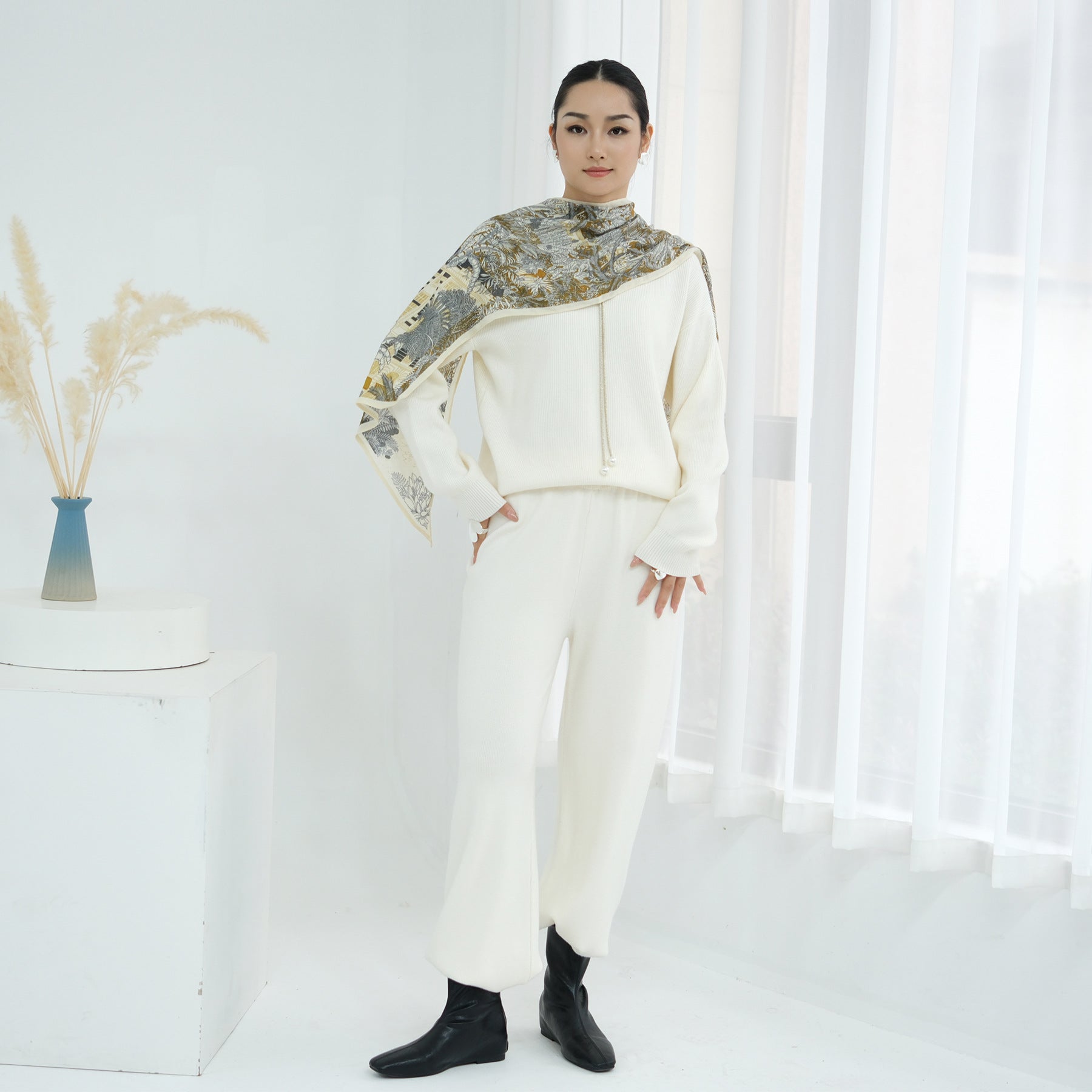 2 Pcs Knitted Pants Set