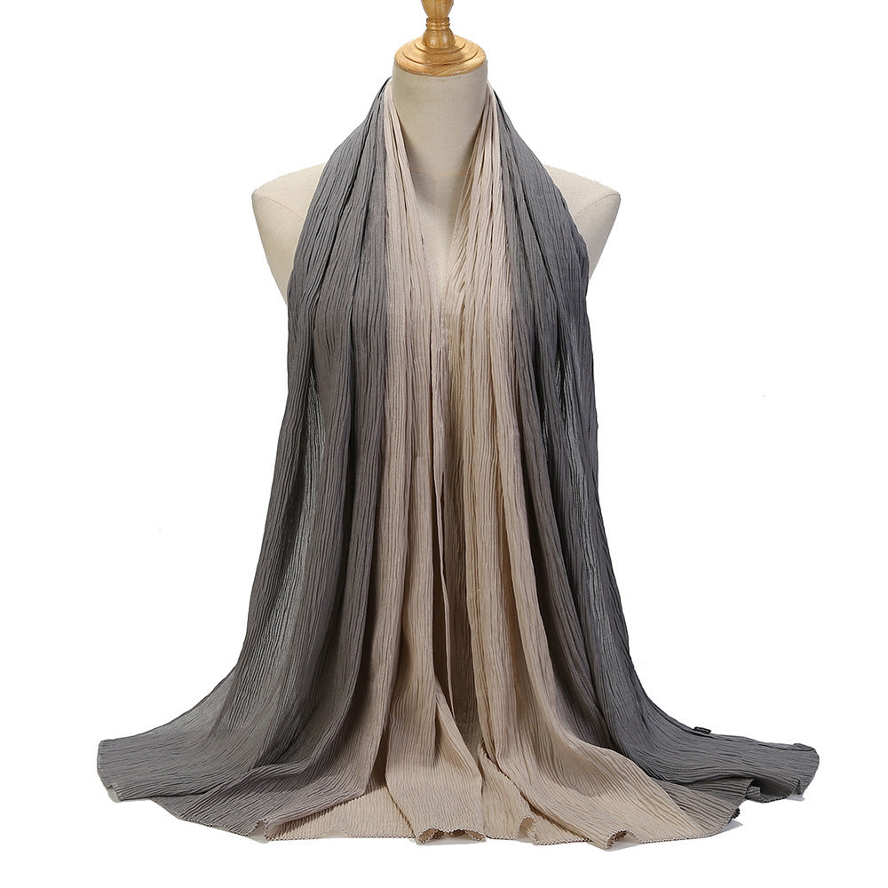 حجاب بتكتل الألوان، وتجعيدها، وتدرجها