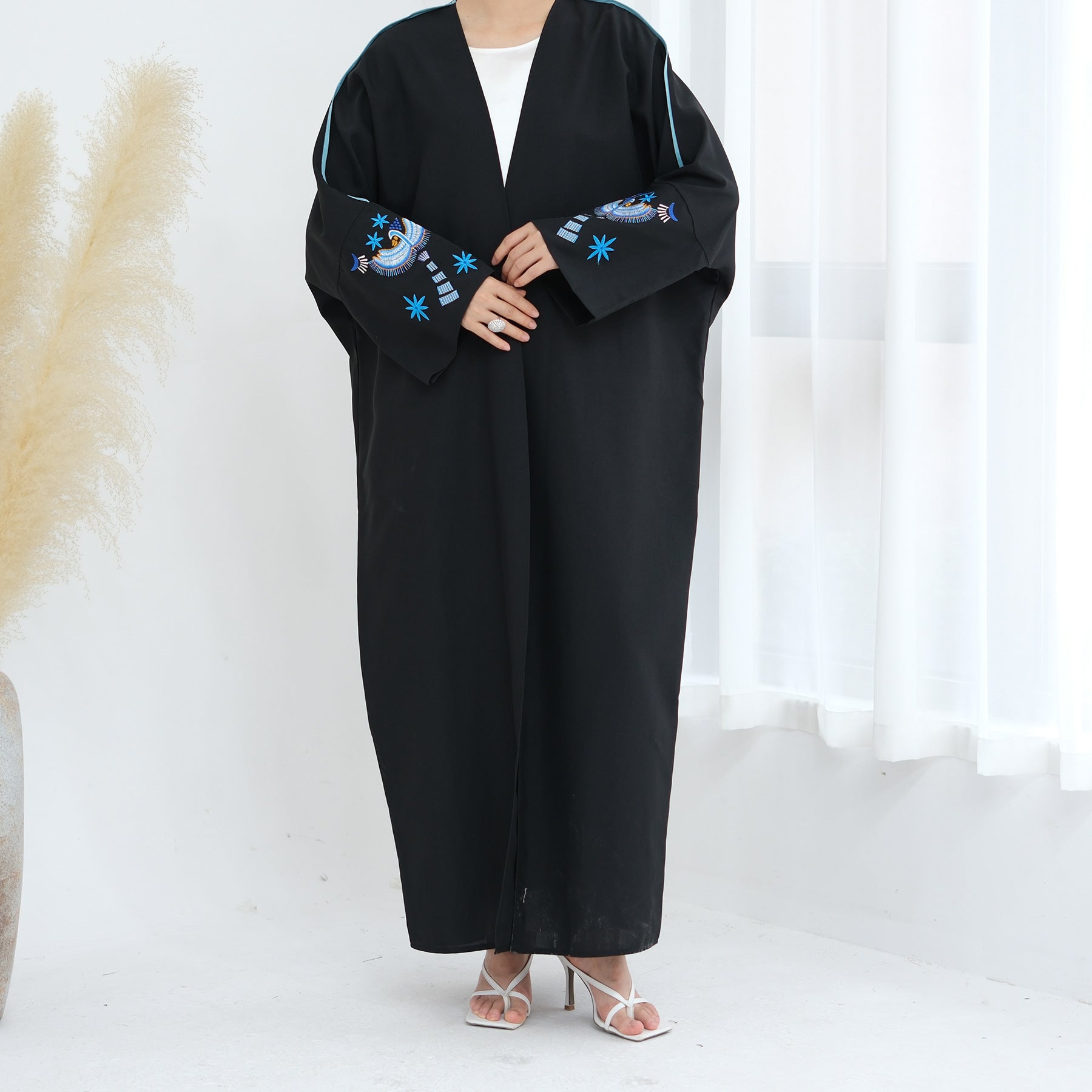 Star Embroidered Open Abaya