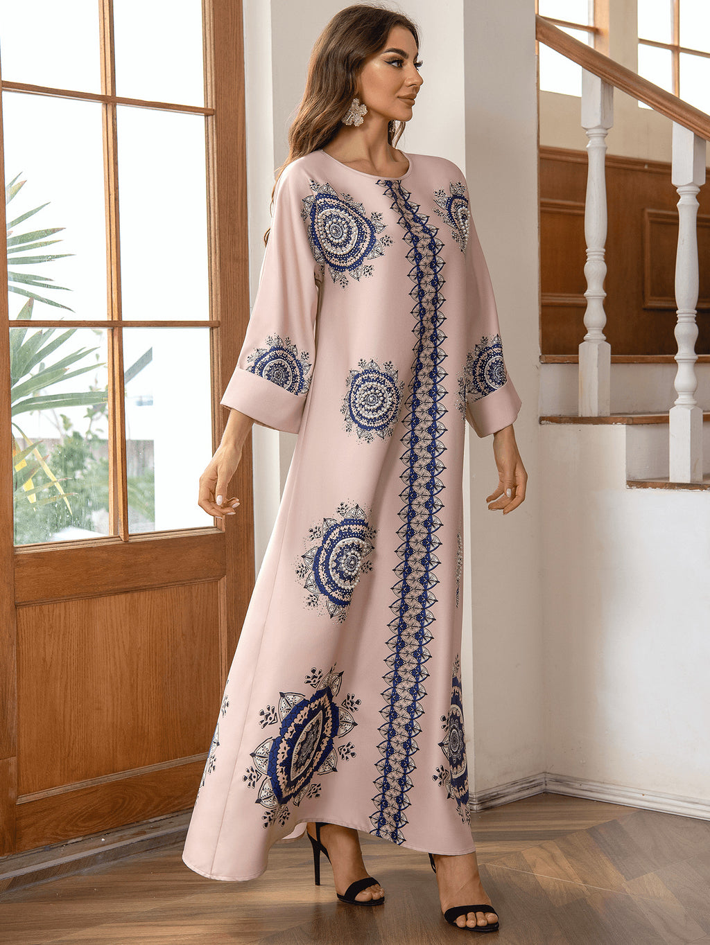 Elegant Pink Kaftan