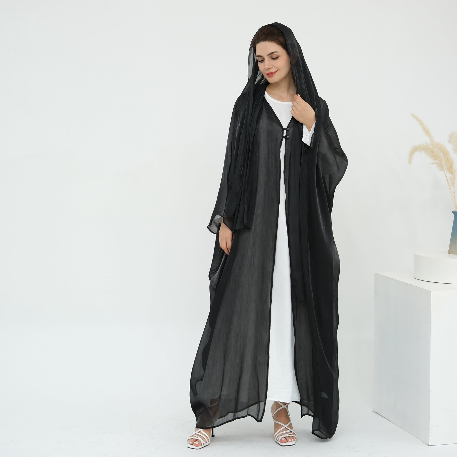 Solid Color Island Wrinkle Dress Abaya with Hijab