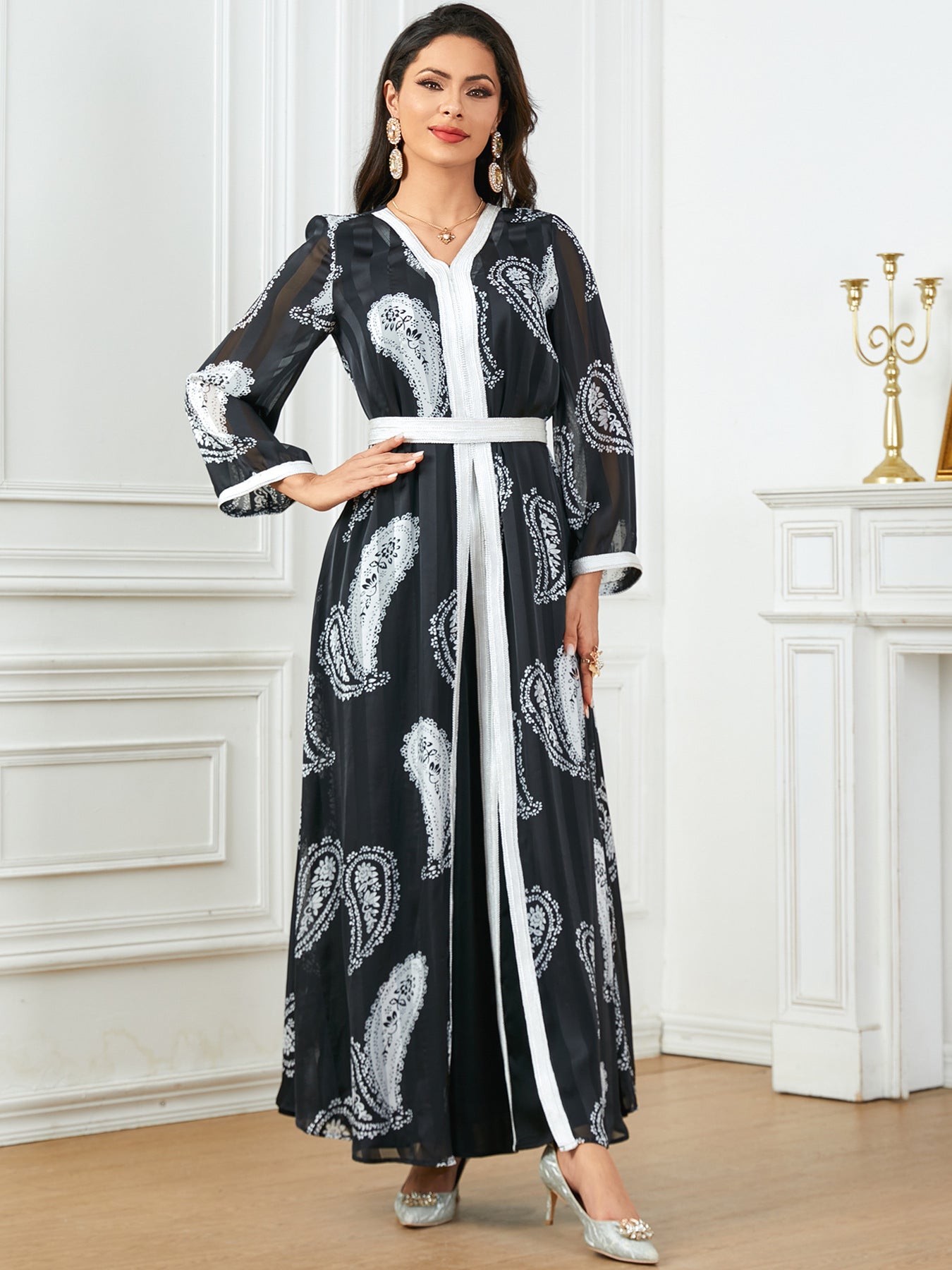 Black and White Print Abayas