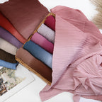 حجاب بتكتل الألوان، وتجعيدها، وتدرجها