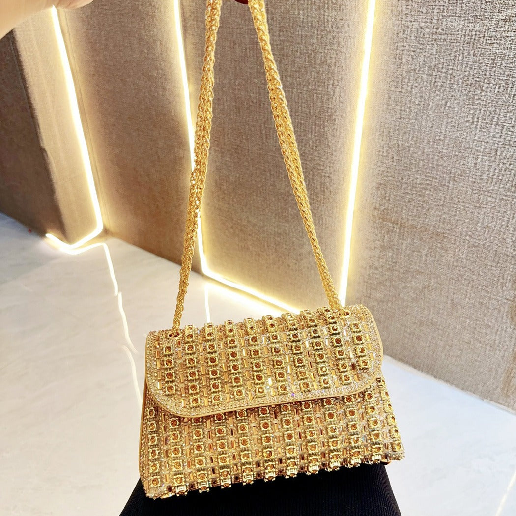 حقيبة يد لامعة مرصعة بأحجار الراين 