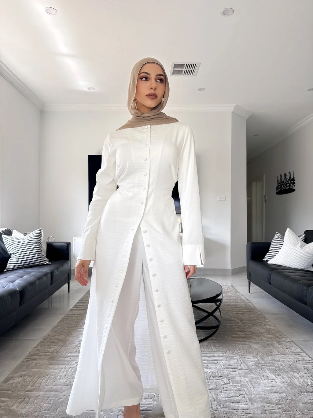 Solid Color Two-Piece Button Abaya