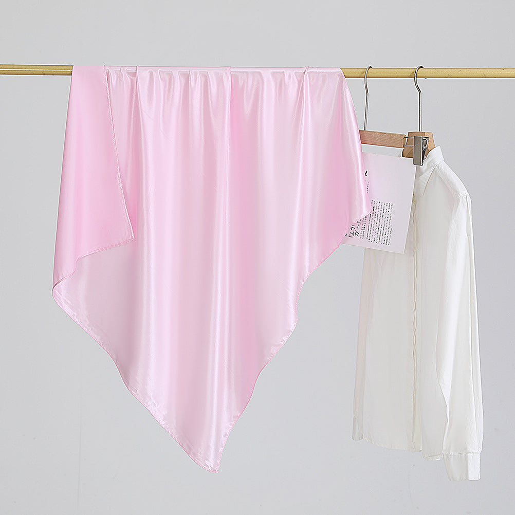 حجاب مربع من الحرير أحادي اللون 90 سم