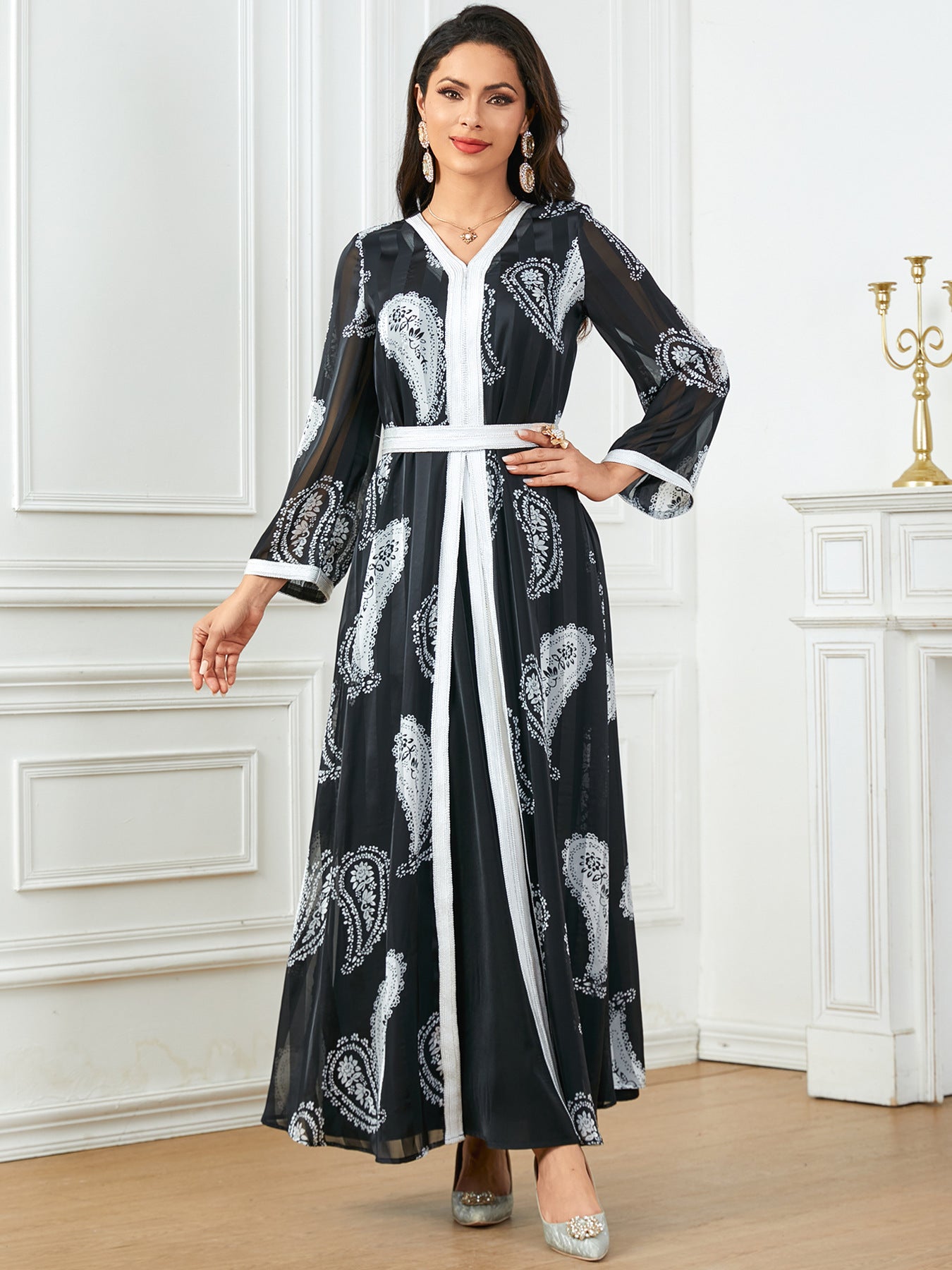 Black and White Print Abayas