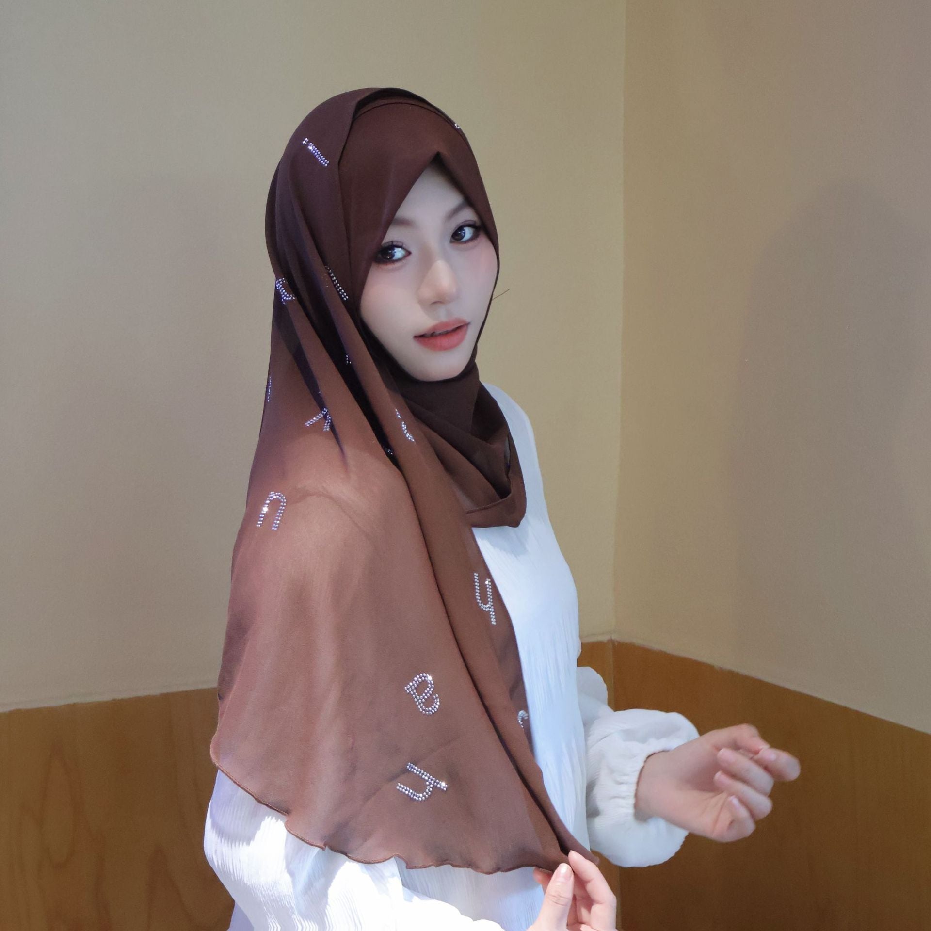 Chiffon Rhinestone Letter Half-Round Hijab
