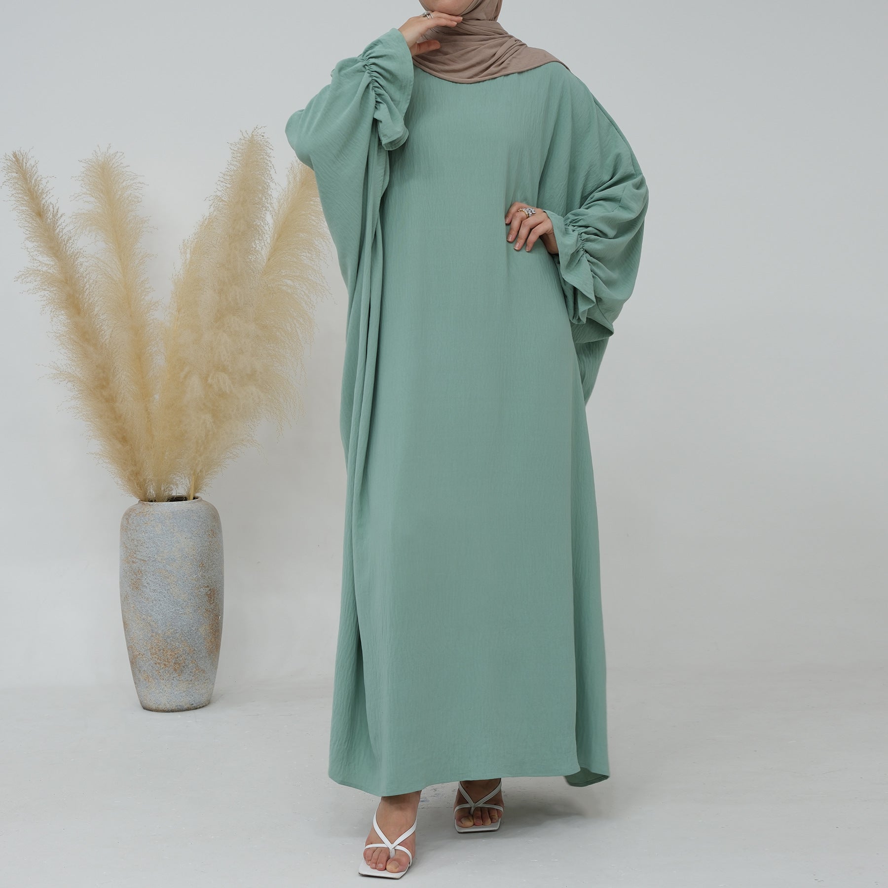 Solid Color Lantern Dress Abaya