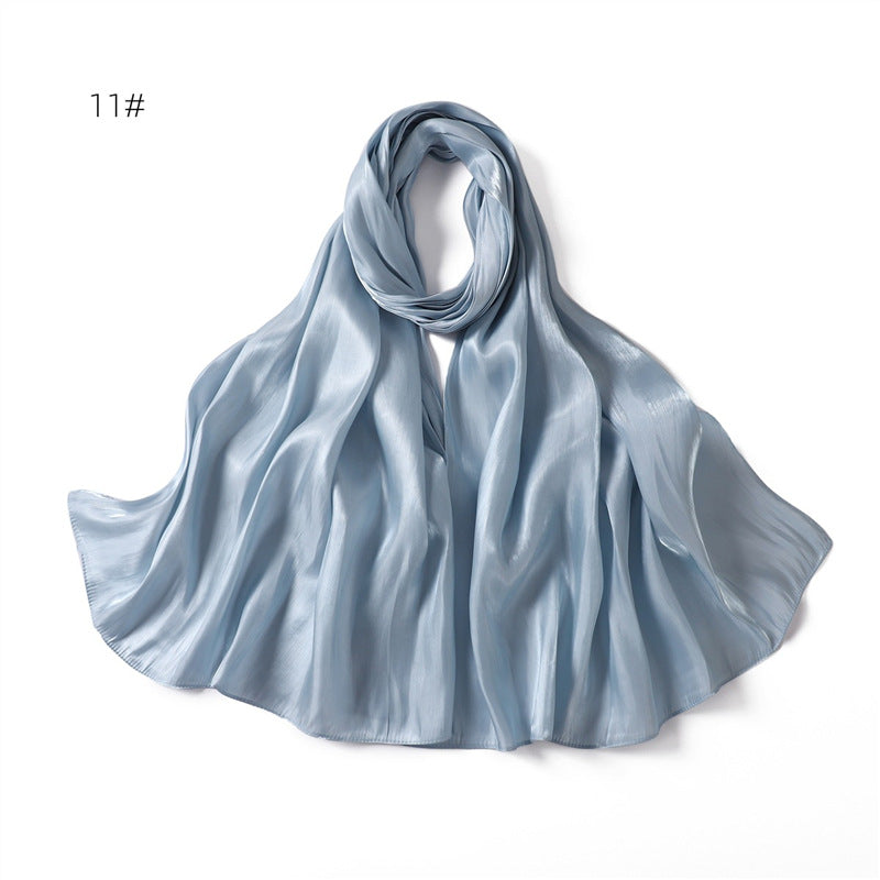 حجاب حرير لامع