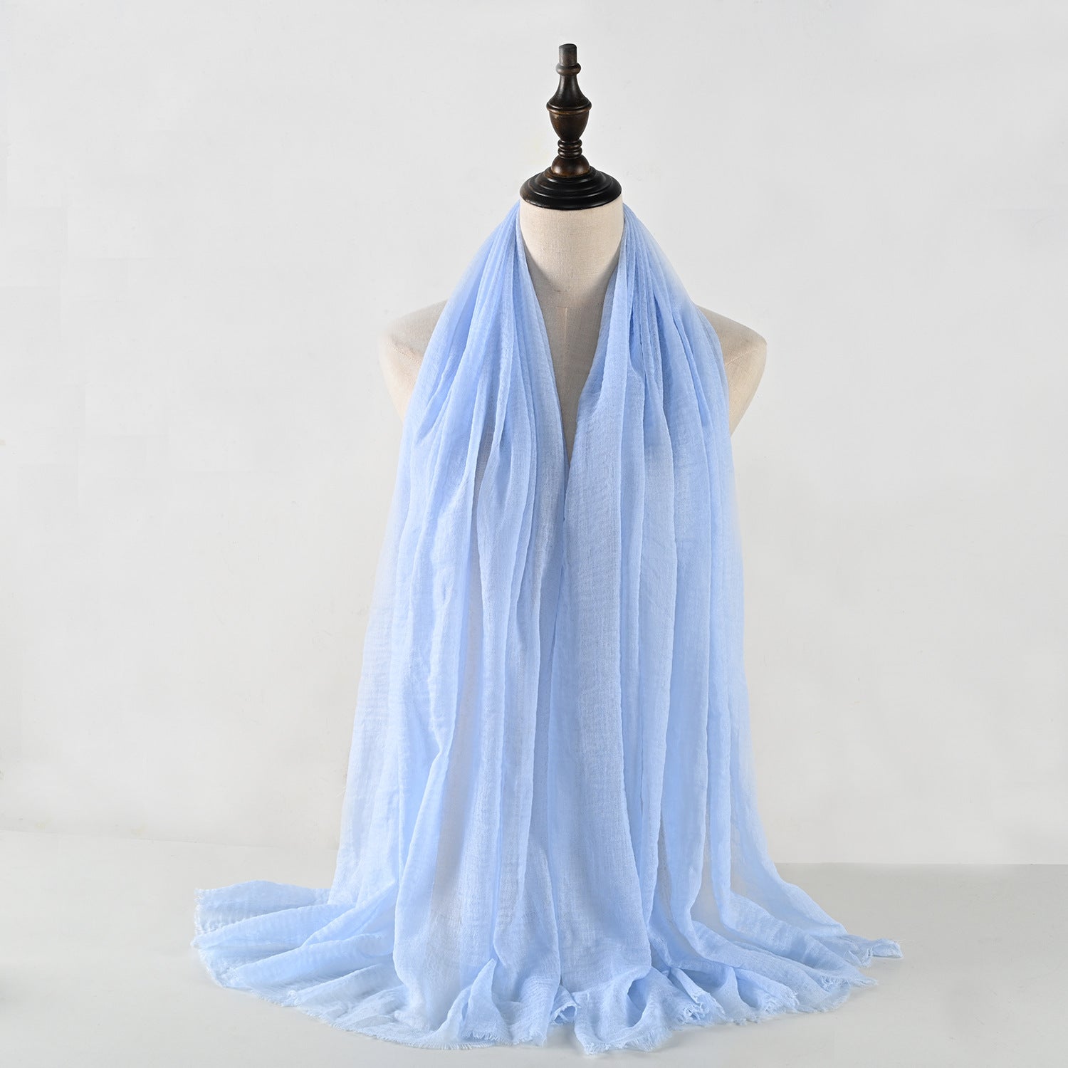 حجاب من القطن والكتان المجعد مكون من 40 لونًا