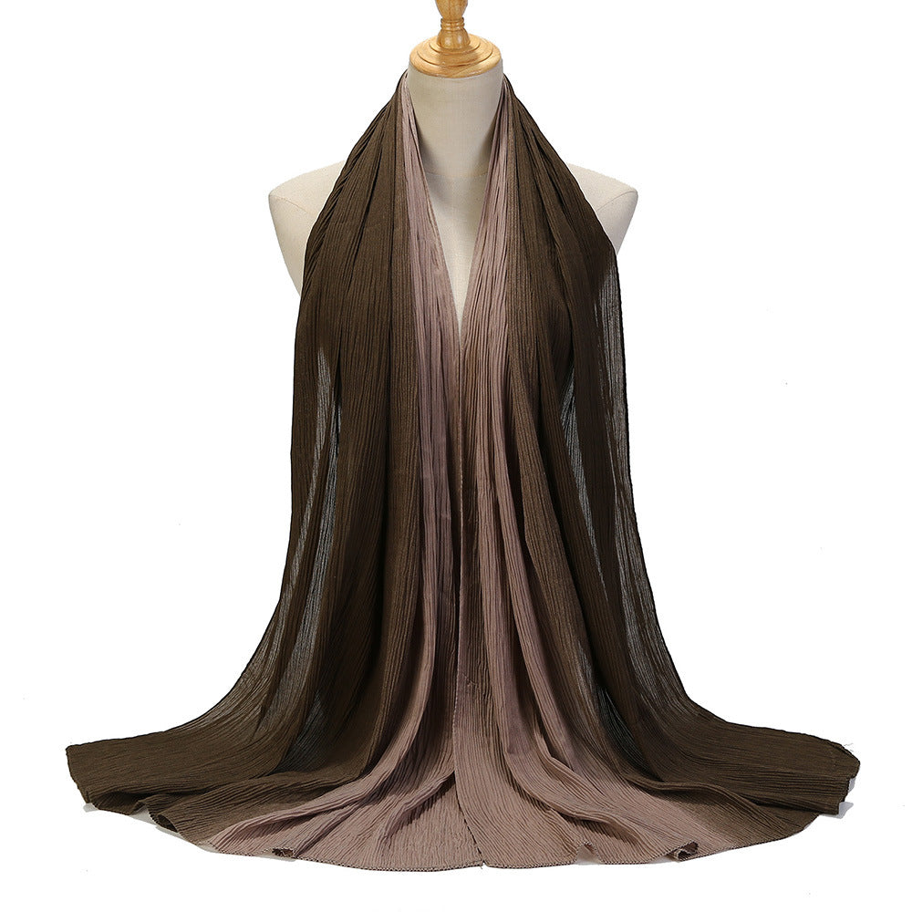 حجاب بتكتل الألوان، وتجعيدها، وتدرجها