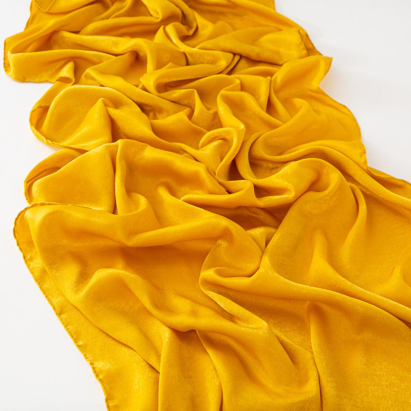 حجاب مخملي بلون واحد من سكاي فيلفيت