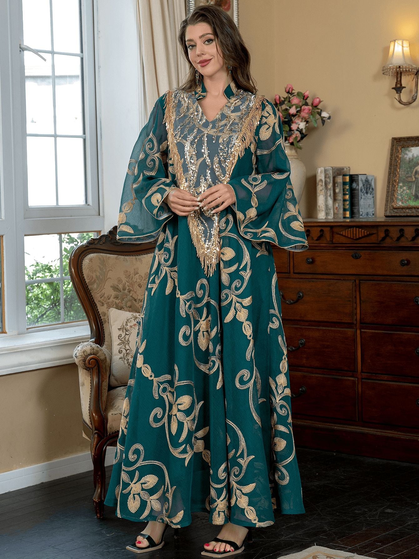 قفطان زهري عتيق مكون من قطعتين