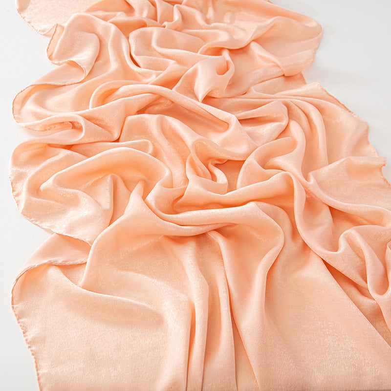 حجاب مخملي بلون واحد من سكاي فيلفيت