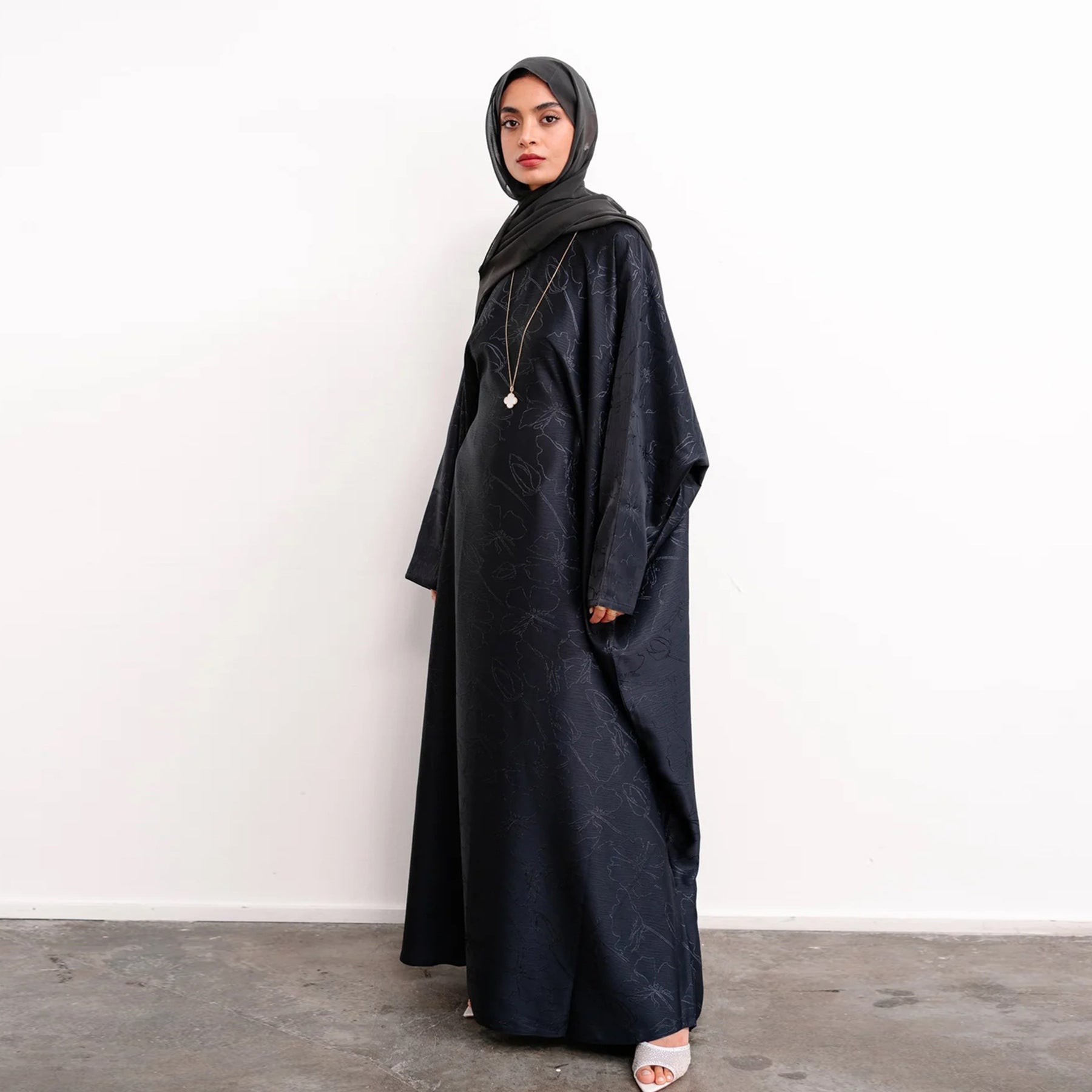 Fashionable Jacquard Dress Abaya with Hijab