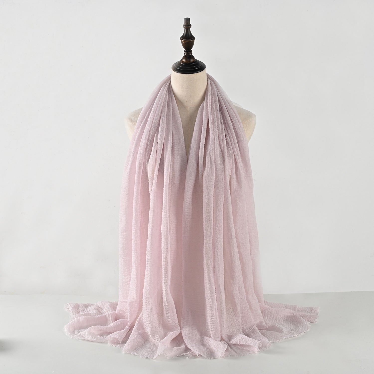 حجاب من القطن والكتان المجعد مكون من 40 لونًا