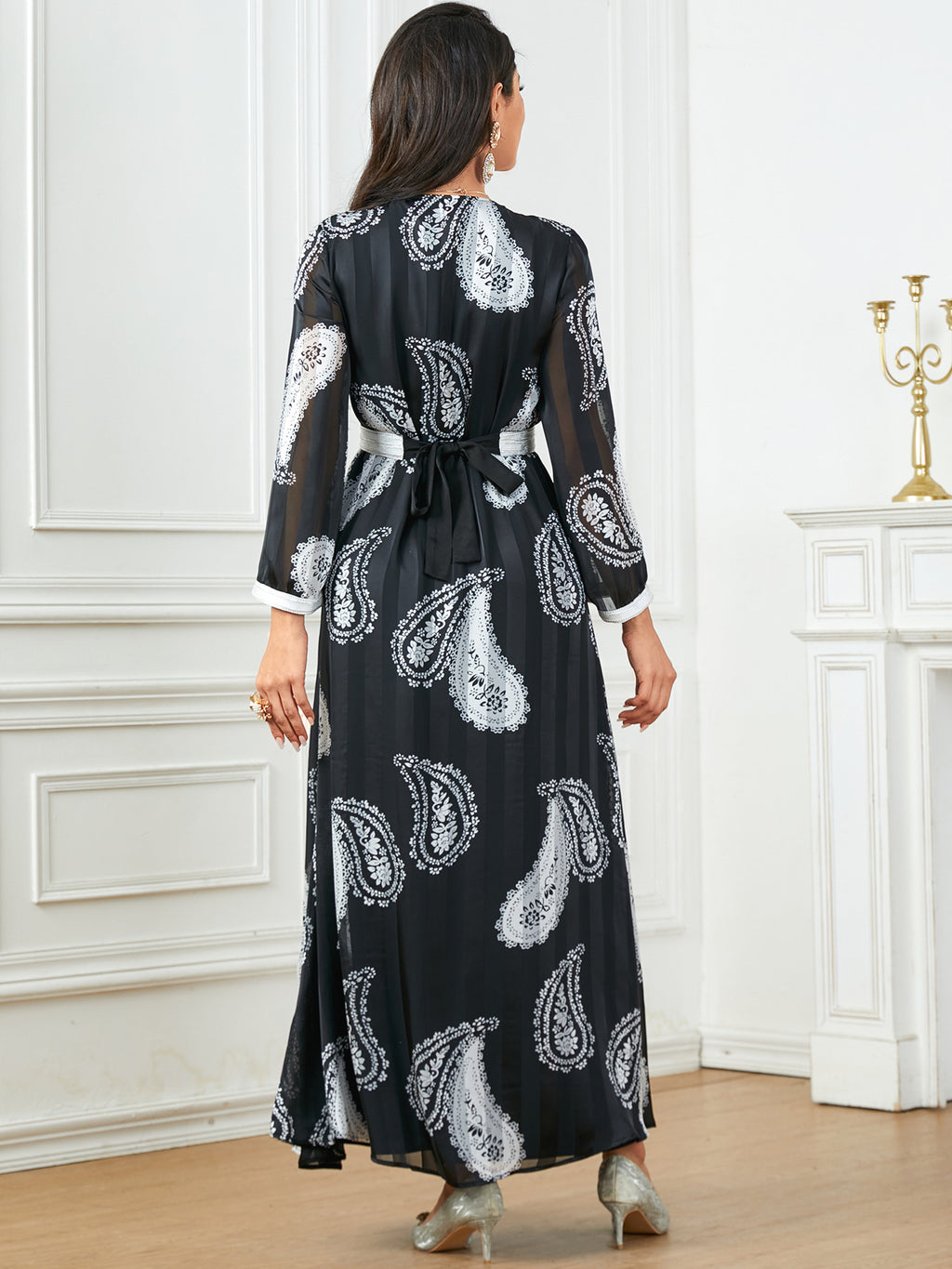 Black and White Print Abayas