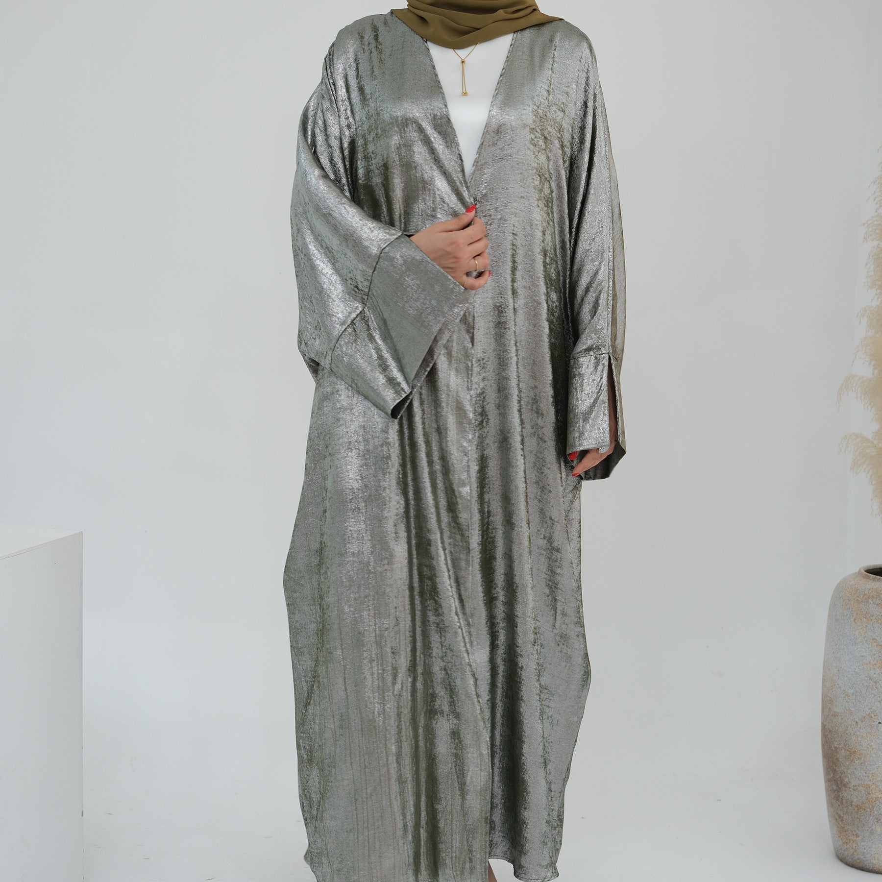 عباية روب ساتان