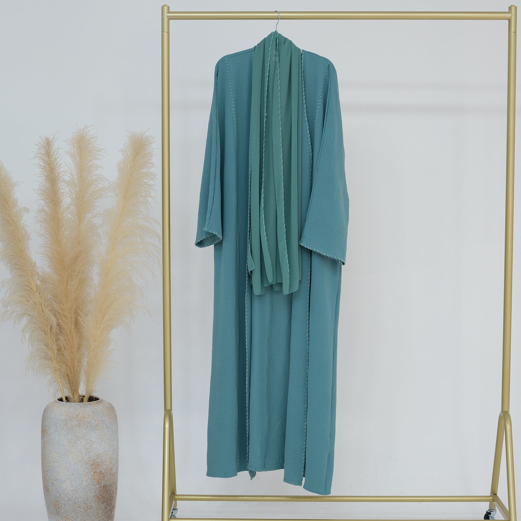 كارديجان أنيق مع الحجاب