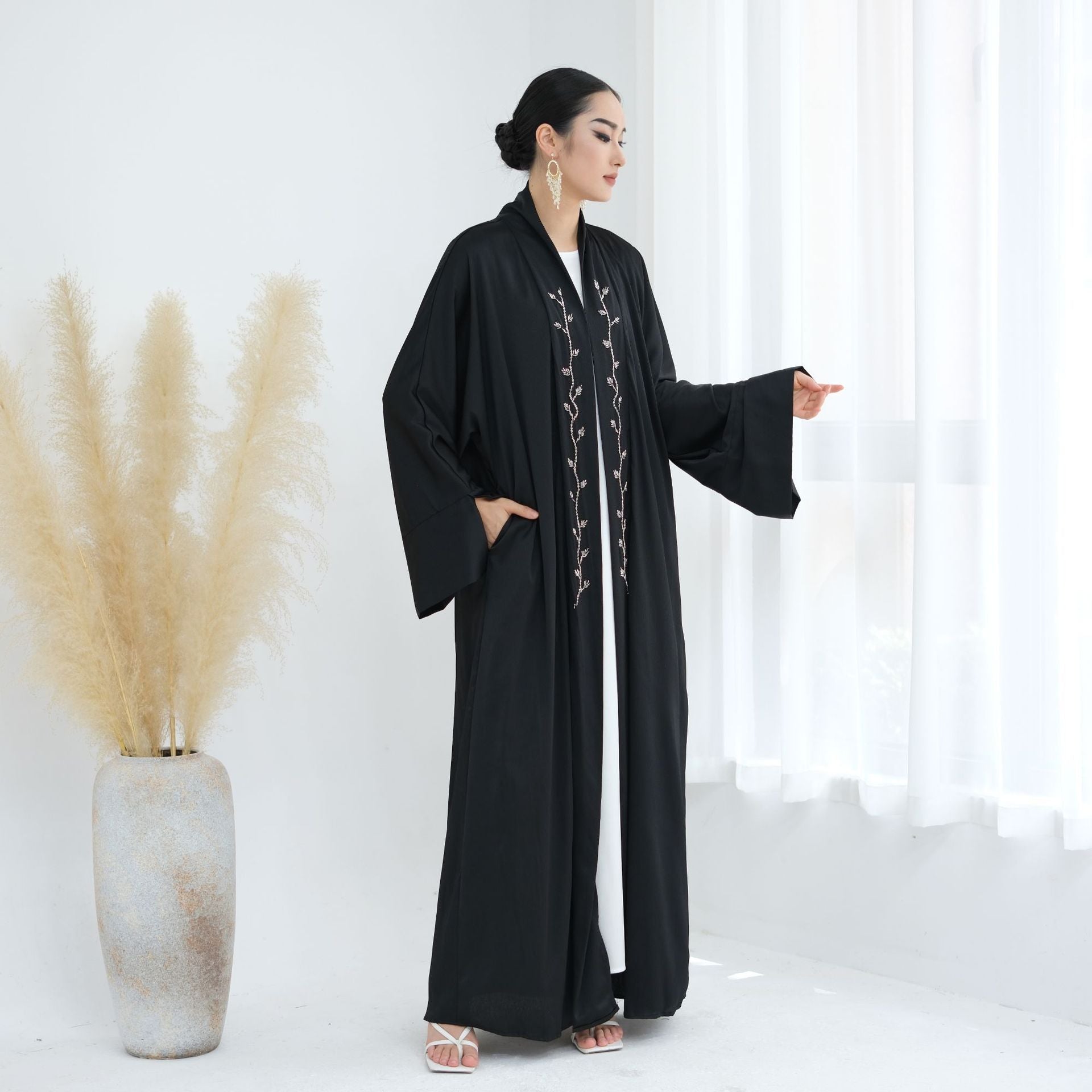 Exquisite Beaded Embroidered Cardigan Abaya
