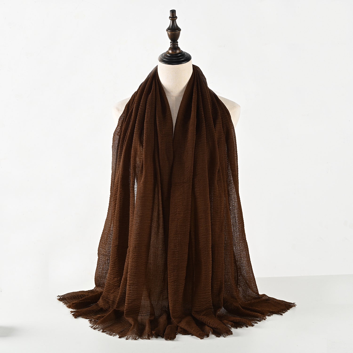 حجاب من القطن والكتان المجعد مكون من 40 لونًا