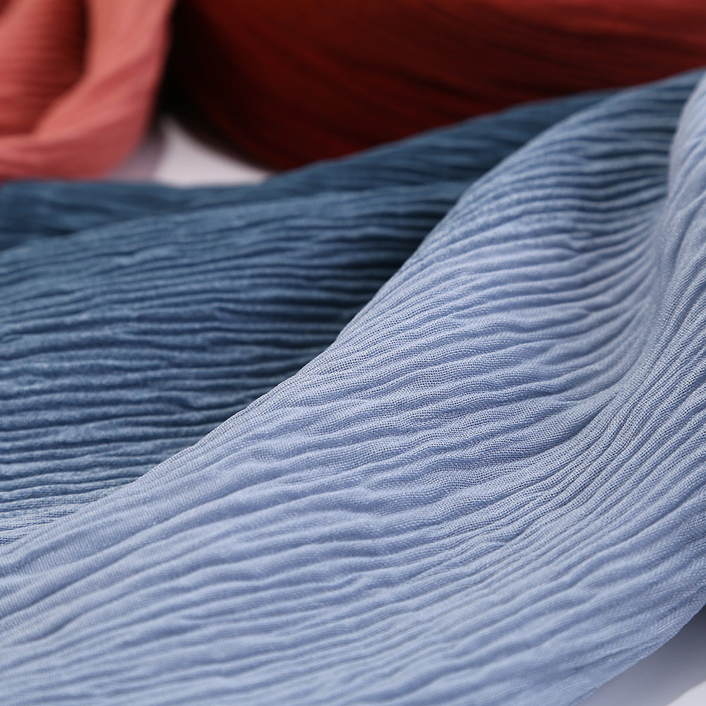 حجاب بتكتل الألوان، وتجعيدها، وتدرجها