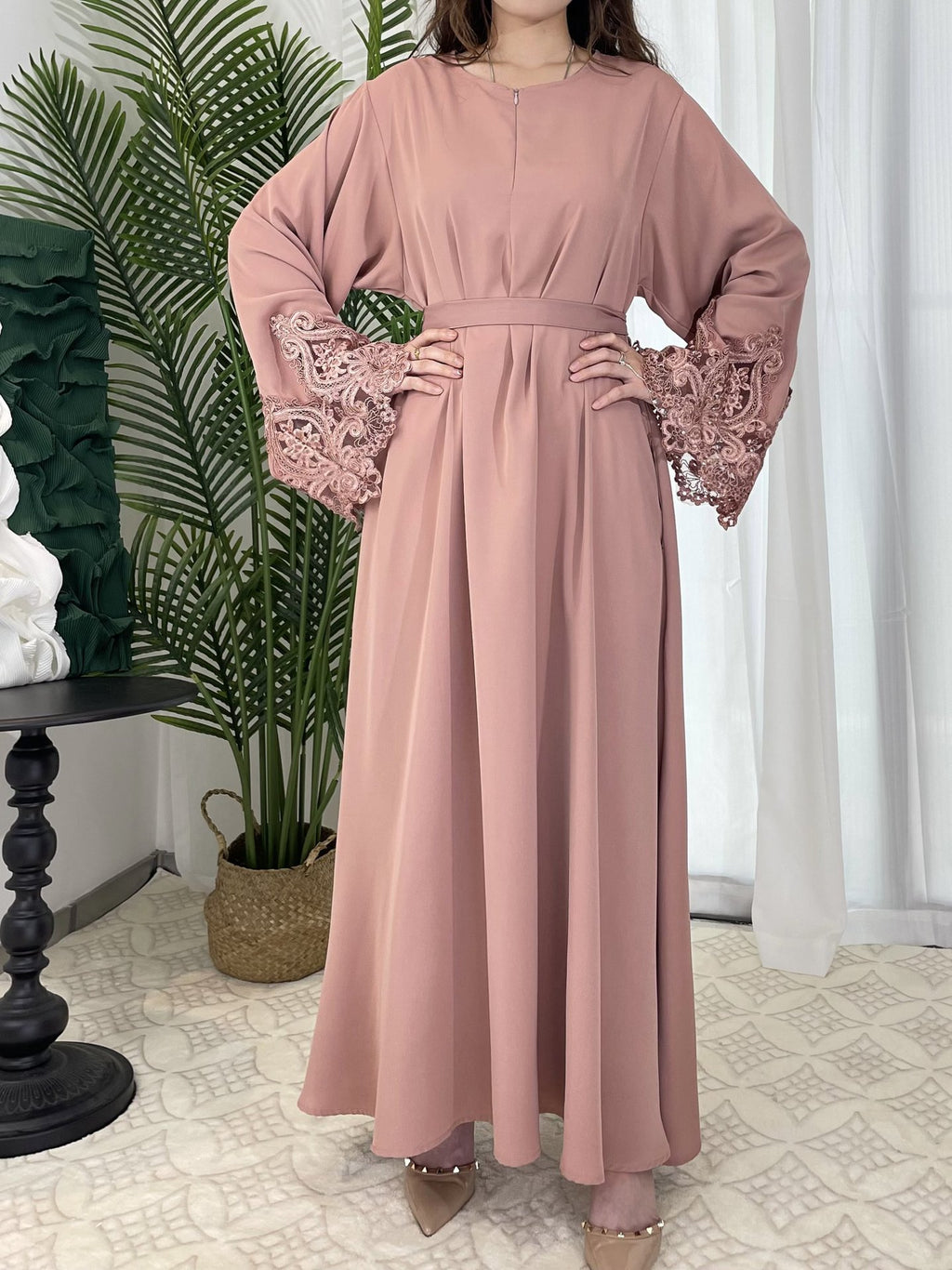 Solid Color Floral Lace Abaya