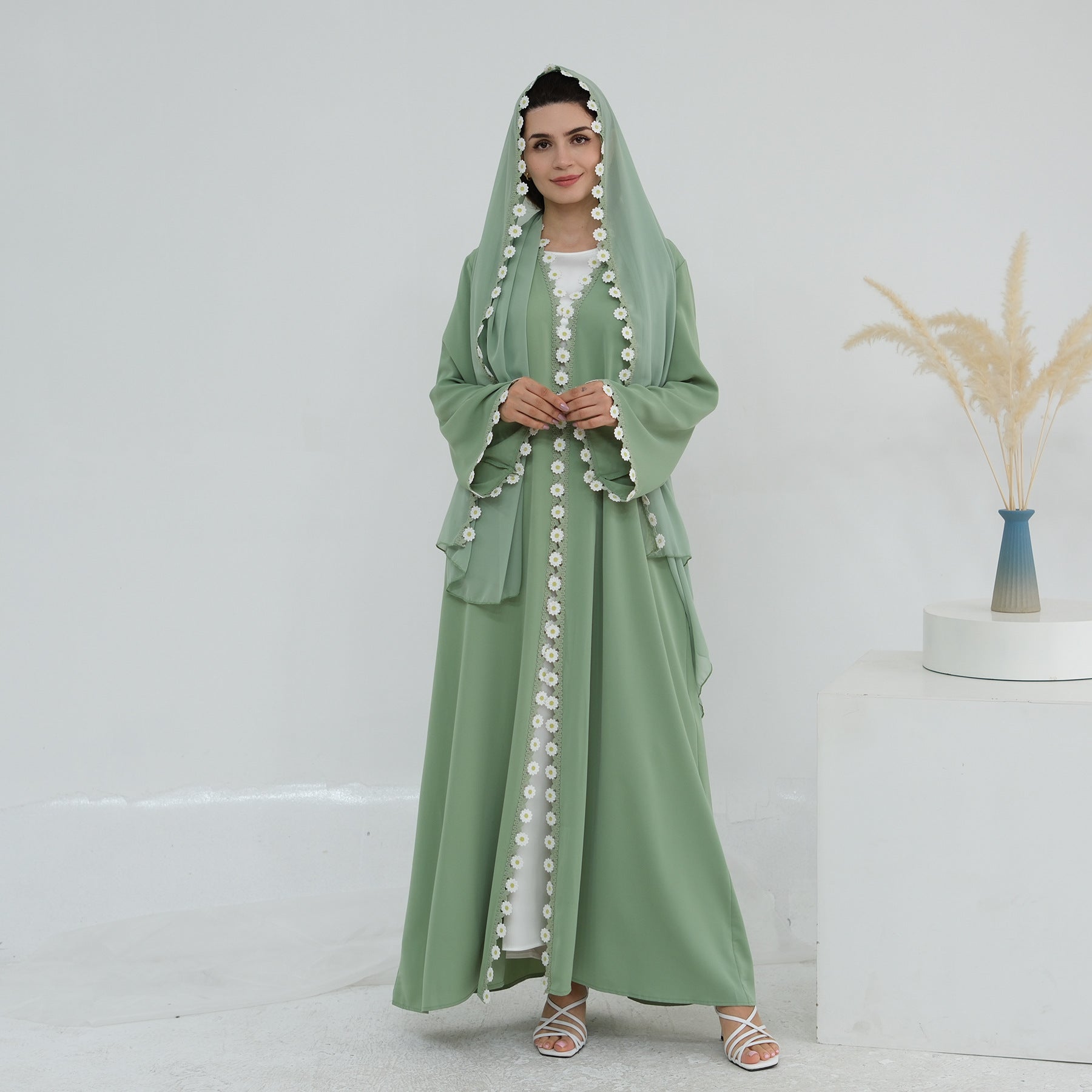 Green Embroidered Flower 2PCS Abaya