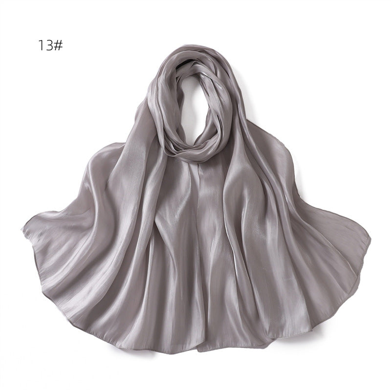 حجاب حرير لامع