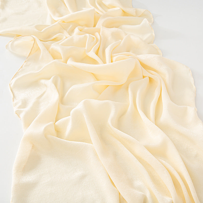 حجاب مخملي بلون واحد من سكاي فيلفيت