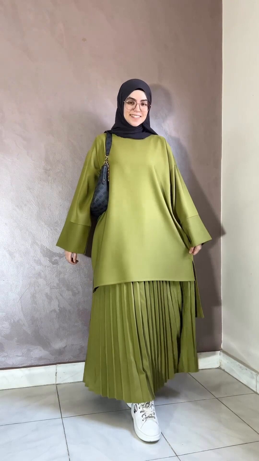 Round Neck Top & Pleated Skirt Set